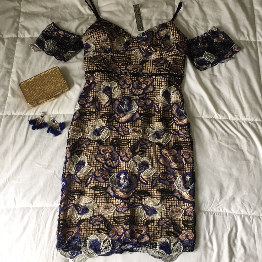 Gianni Bini Lace Dress - Picture 2 of 8